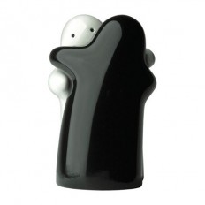 Hug Salt and Pepper Shakers