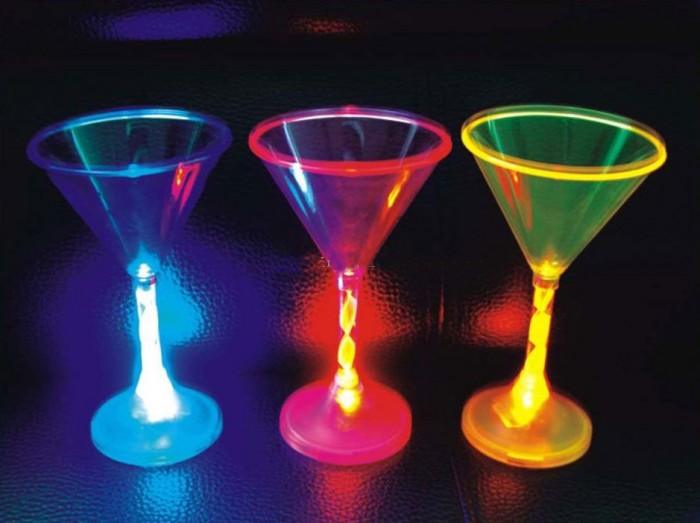 Light Up Flashing Martini Cocktail Glasses Oh My That S Awesome